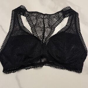 Victoria’s Secret Black Lace Racerback Bralette - New - Non-removable Pads